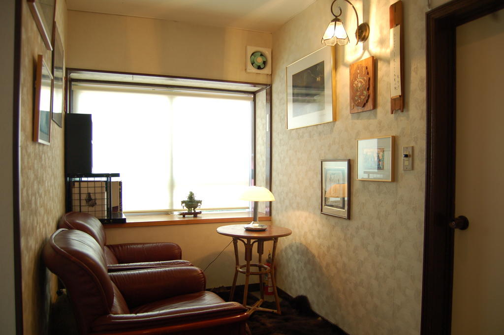 みなかみ町 温泉ペンション　花さき山 Bed & Breakfast エクステリア 写真