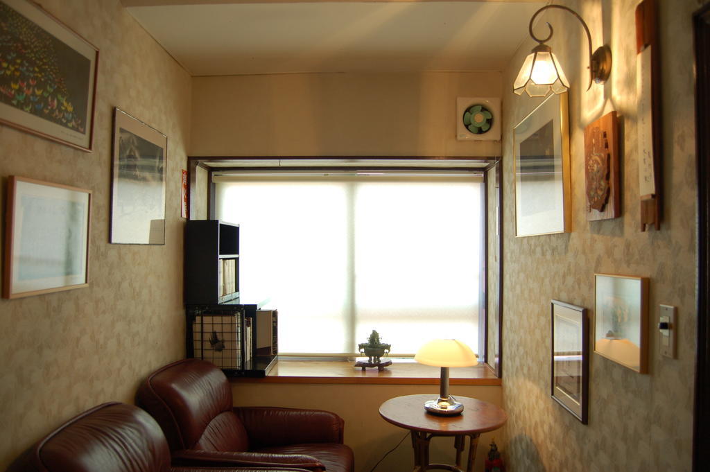 みなかみ町 温泉ペンション　花さき山 Bed & Breakfast エクステリア 写真
