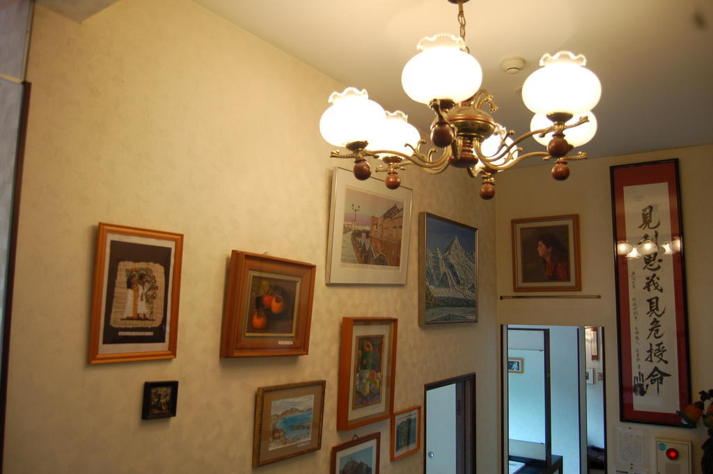 みなかみ町 温泉ペンション　花さき山 Bed & Breakfast エクステリア 写真